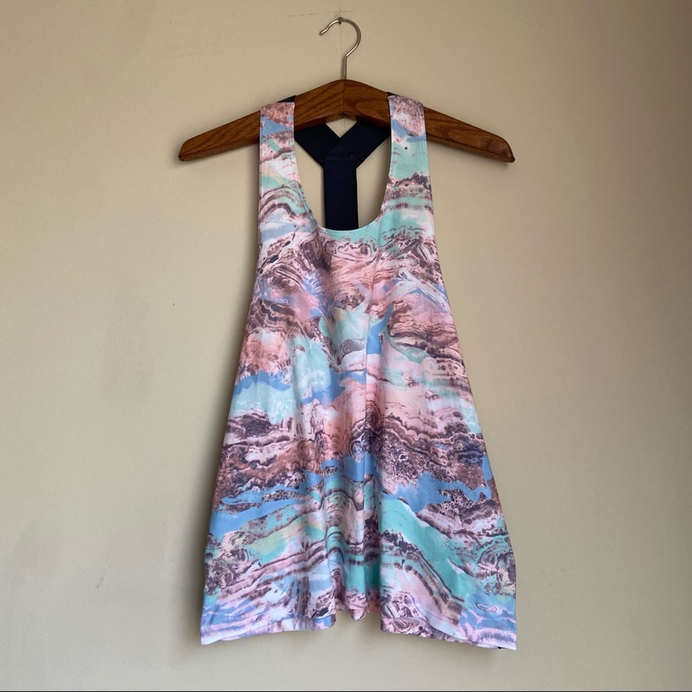 Champion C9 Abstract Landscape Tank